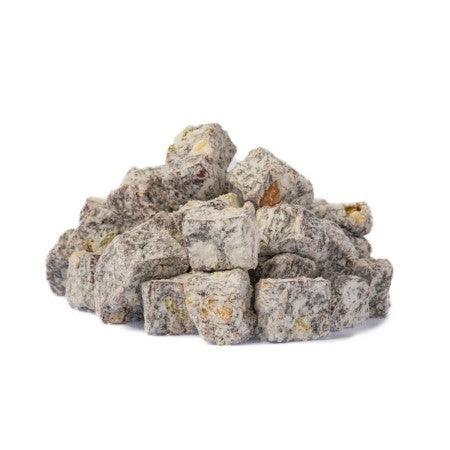 //www.kuryemis.com/cdn/shop/files/cifte-kavrulmus-antep-fistikli-lokum-94_684x752.jpg?v=1698131876