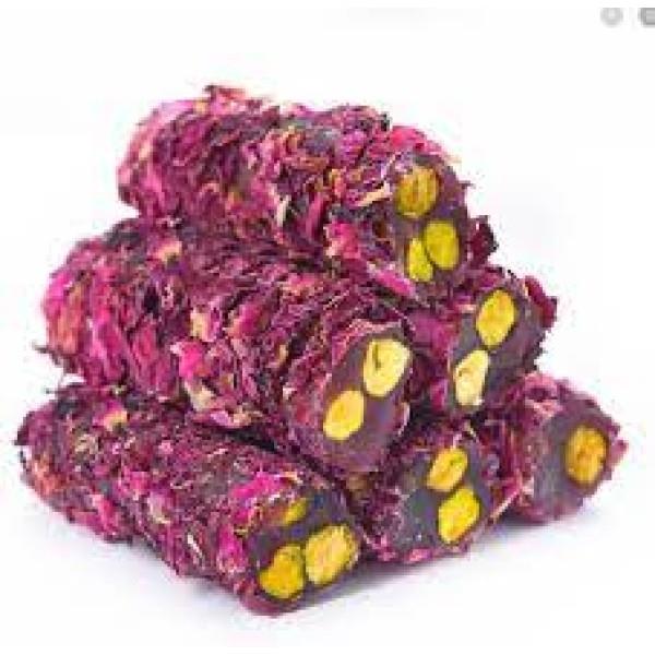//www.kuryemis.com/cdn/shop/files/fitil-fistikli-gul-yaprakli-lokum-473_684x752.jpg?v=1699271304